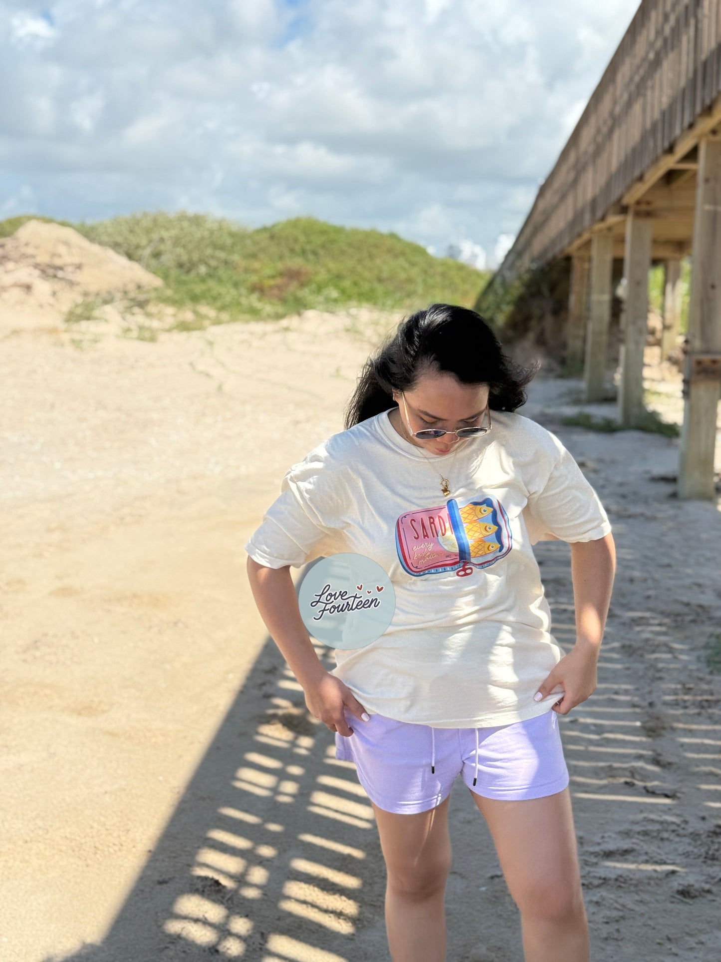 Sardines (T-Shirt & Crewneck)