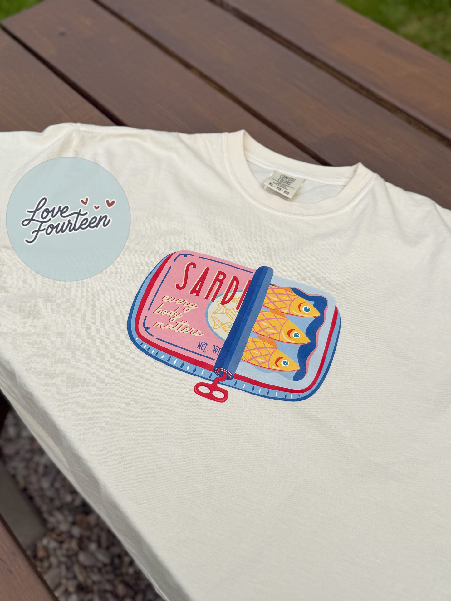 Sardines (T-Shirt & Crewneck)