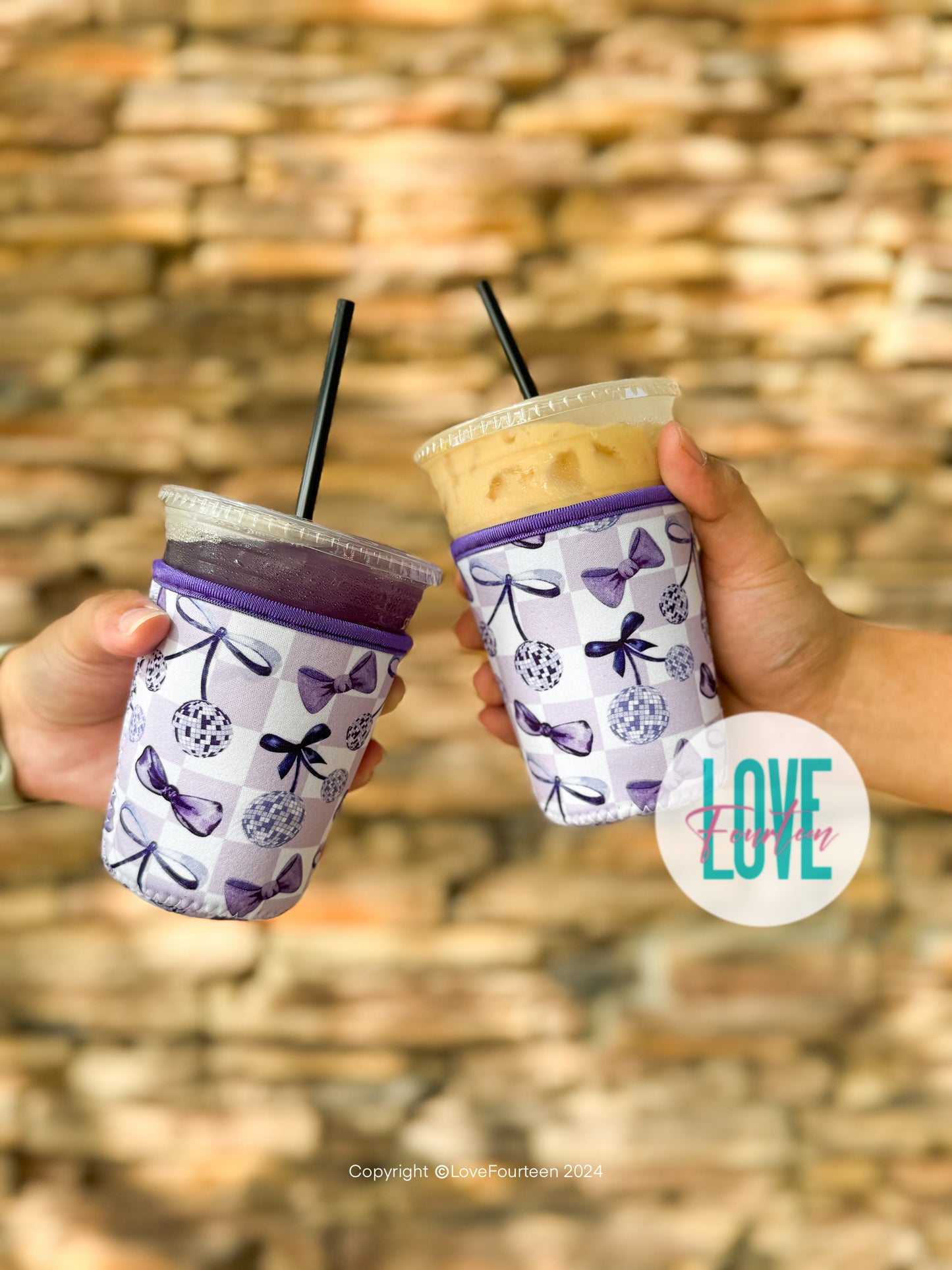 Drink Sleeve (Purple Disco Bows)