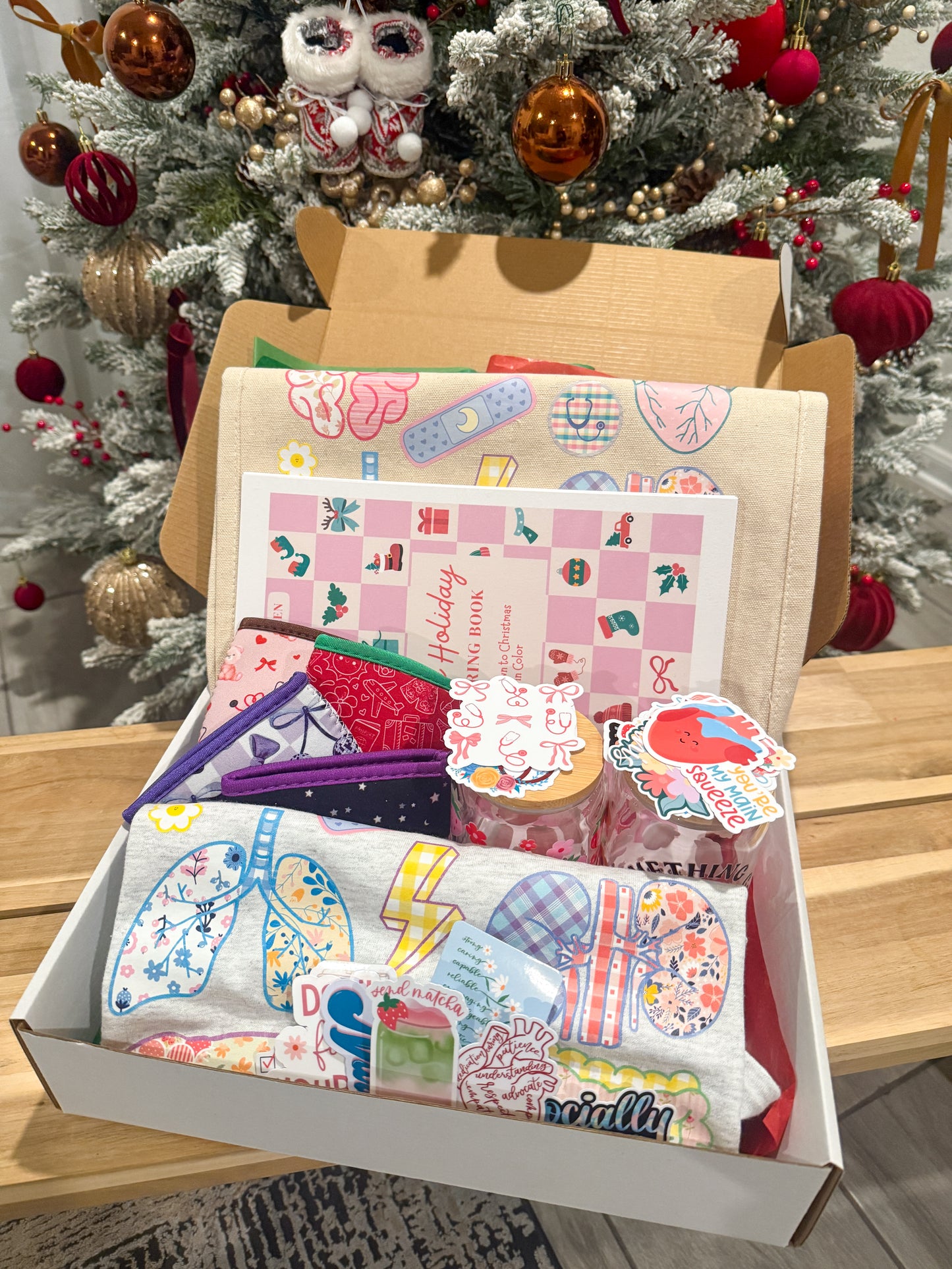 Holly Jolly Bag Holiday Gift Set